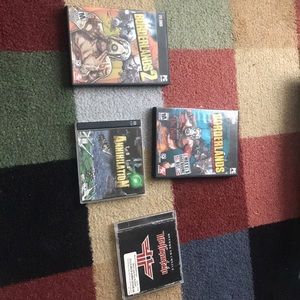 4 pre-owned pc games.